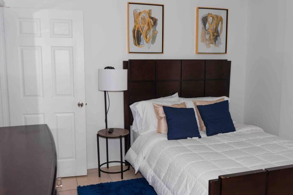 Newly Renovated Condo 5 Min From Airport Miami Exterior photo